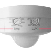 Công tắc hồng ngoại có 2 nút chỉnh tiện lợi