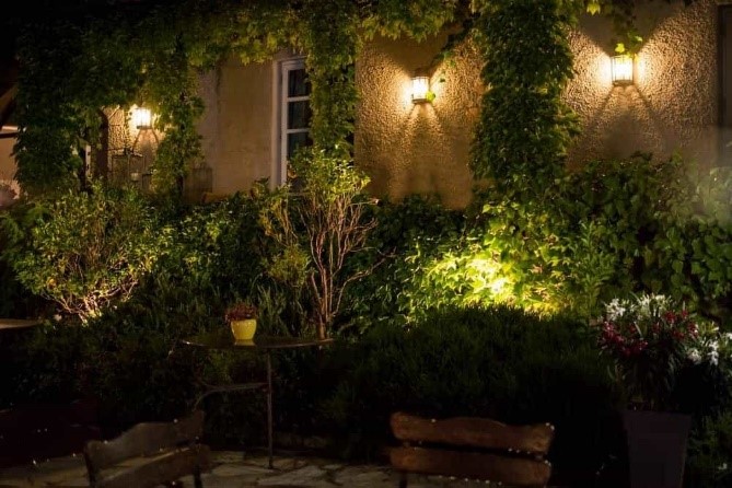 Cài đặt hẹn giờ tự bật đèn sân vườn, ban công… Cài đặt hẹn giờ tự bật đèn sân vườn, ban công…