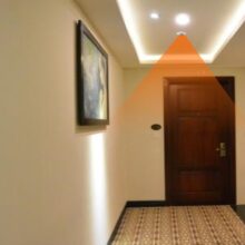 Công tắc cảm biến dùng nhiều trong showroom, phòng chờ, nhà xe, bãi gửi xe
